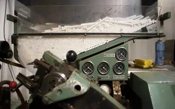 کارخانه زیرزمینیِ سیگار تقلبی در اسپانیا کشف شد
