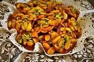 خودت با این دستور سوهان عسلی بادومی درست کن!