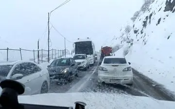 ترافیک سنگین در محورهای مواصلاتی مازندران/ هیچ مسیری مسدود نیست