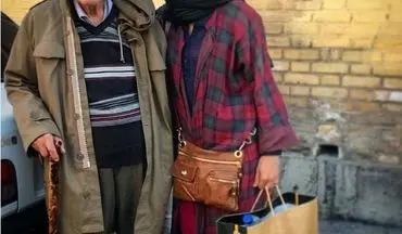 سولماز غنی به همراه پیرمردی در اصفهان (عکس)