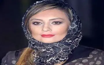  پوشش و میکاپ یکتا ناصر در اکران فیلم آینه بغل