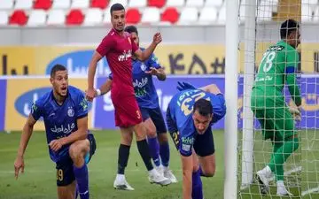 سرنوشت عجیب در لیگ برتر؛ پرسپولیس و استقلال تیم‌های سقوط‌کننده را مشخص می‌کنند!