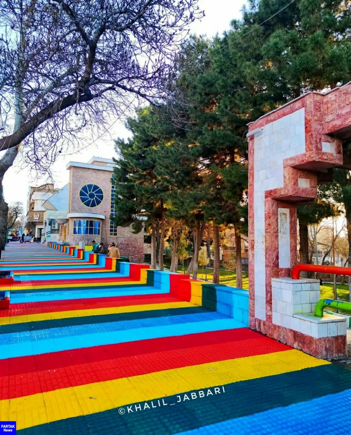 در آستانه سال جدید ۱۰ پیاده راه کرمانشاه رنگ آمیزی می شود/نورپردازی ۳۰ نقطه از شهر کرمانشاه