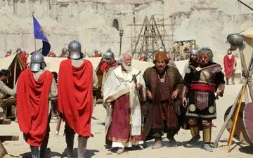 فیروز کریمی بازیگر شد