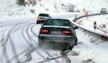 بارش برف در برخی جاده های کشور