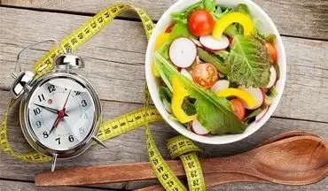حذف وعده‌های غذایی به کاهش وزن کمک می کند؟