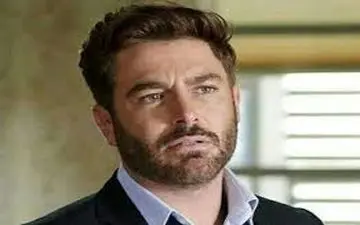  رضا گلزار وقتی که ۲۰ سالش بود