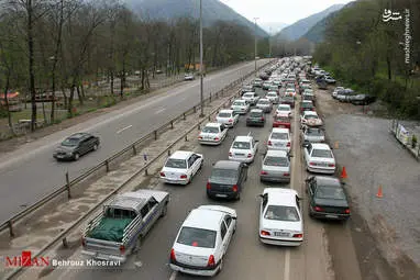 ترافیک سنگین محور هراز به سمت تهران + تصاویر