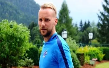 خط قرمز شفر روی نام یک بازیکن ! یک نفر دیگر به لیست سیاه استقلال اضافه شد