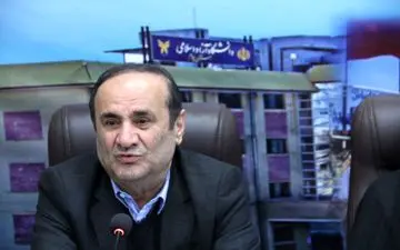 دانشگاه آزاد به سمت فعالیت‌های اقتصادی درآمدزا حرکت کند