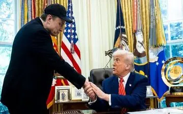 ترامپ: درگیر ایران هستم؛ به ایلان ماسک فکر نمی‌کنم؛ او دیوانه شده