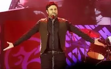 رکورددار کنسرت‌های ایران روی صحنه رفت 