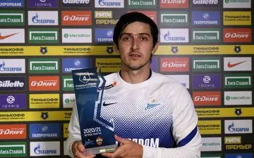 آزمون: می‌خواهیم که زنیت دوباره قهرمان شود