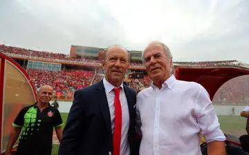 واکنش استقلالی ها به صحبت های عجیب کالدرون علیه آبی پوشان