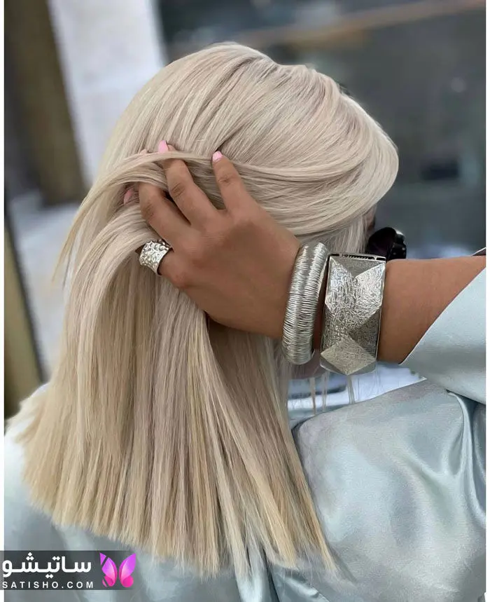 مدل دکلره روشن با تکنیک روسی