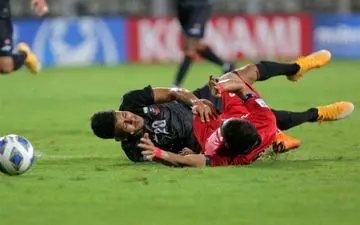 داور باید چند پنالتی برای پرسپولیس مقابل گوا می‌گرفت؟ 