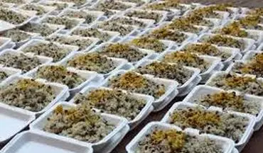 توزیع روزانه 5000 پرس غذای گرم بین سیل زدگان پلدختر از محل موقوفات کرمانشاه