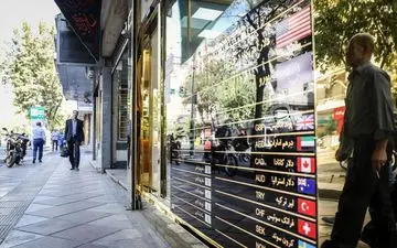 دلار ۴۲۰۰ تومان باقی ماند/فعلا ثبات بر بازار سکه حاکم است