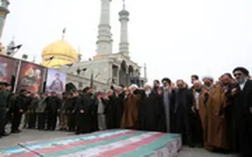 اقامه نماز بر پیکر جانباختگان سانحه هواپیمای اوکراینی