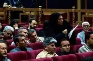 انتقاد تند سهامدار ایران خودرو از وزیر صمت: "بازار را کنترل کنید، نه قیمت خودرو را!"
