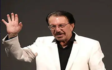 خواندن شعر «مادر من» توسط مرحوم ناصر چشم آذر + فیلم