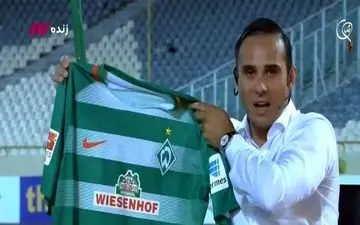 هدیه ویژه ای که الکساندر نوری به عادل فردوسی پور داد +تصاویر