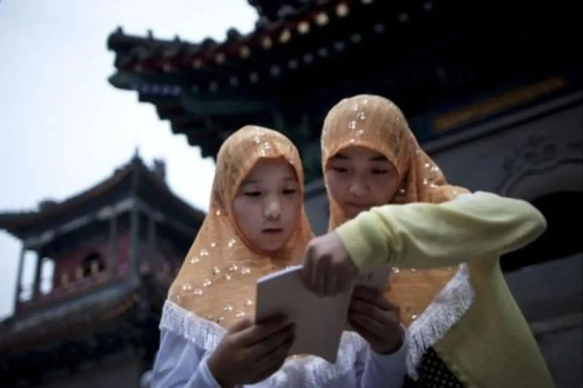 دولت چین داشتن ریش و حجاب را ممنوع کرد