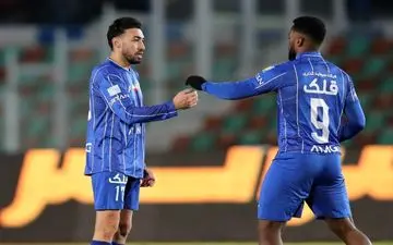 افشاگری مهاجم استقلال از لحظه انفجار موشک کنار تاکسی/ من و منیر شوکه شدیم!