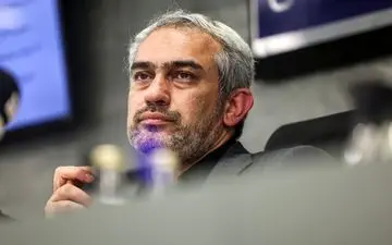 وزیر اقتصاد: چاره‌ای جز جهش به سمت بازار سرمایه نداریم/ دولت‌ها درآمدهای نفتی را به ابزارهایی برای توزیع انواع رانت تبدیل کرده‌اند