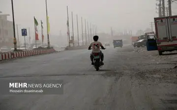 ورود طوفان و گرد و خاک به هرمزگان؛ هشتبندی درگیر شد