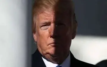  جدال لفظی بی‌سابقه ترامپ و رئیس دیوان عالی آمریکا