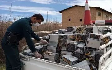 کشف ۴۸ دستگاه استخراج غیرمجاز رمز ارز در قم