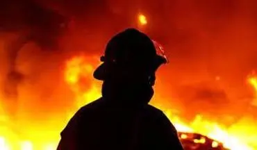 آتش سوزی بزرگ در کارخانه رنگ آذر شهر / ۹ نفر سوختند 