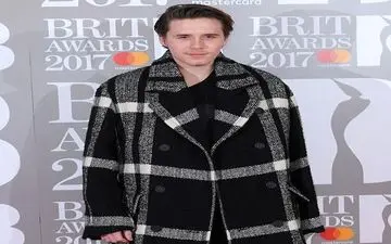 دیوید بکام در خوش تیپی از پسرش شکست خورد+عکس