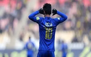  مهدی قائدی: فرهاد مجیدی به من لطف دارد