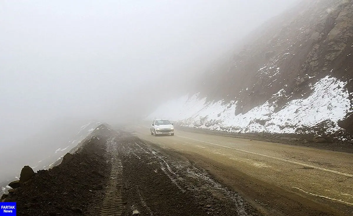  بارش برف و مه‌گرفتگی در محورهای ۴ استان کشور