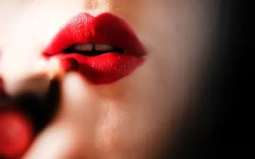 با این رنگ رژ لب ها در پاییز دلبری کنید!
