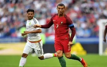  رونالدو بهترین بازیکن بازی پرتغال و مکزیک شد 