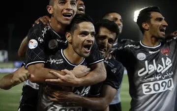 کامیابی‌نیا خبر ازدواج احمدزاده با خواهرزاده‌اش را تکذیب کرد