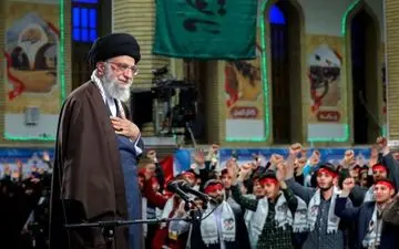 علت جنگ تحمیلی ترس قدرت‌های جهانی از اثرگذاری انقلاب اسلامی بود