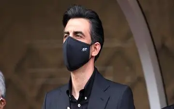 حاشیه بازی استقلال و پدیده|خوش و بش چند بازیکن با مربیان استقلالی پدیده/برخورد گرم قاسمی نژاد با استقلالی ها