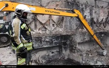  فروشگاه رفاه ۱۰۰ واحد خود را در اختیار کسبه پلاسکو قرار می‌دهد