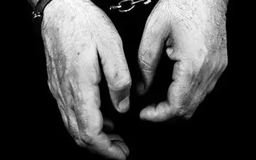 مرگ دلخراش یک زن از گرما در ماشین + عکس 