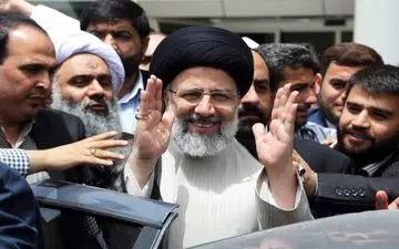 فیلم/ حضور سرزده سید ابراهیم رییسی در بازار تهران و گفت‌وگو با بازاریان