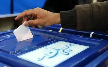 چهر‌ه‌های شناخته‌شده‎ای که تا این لحظه رای خود را به صندوق انداختند+اسامی