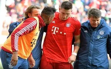 خبر بد برای بایرن مونیخ/ مدافع باواریایی ها 6 ماه خانه نشین شد