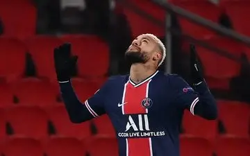 پپ دست به کار شد: تماس تلفنی با نیمار