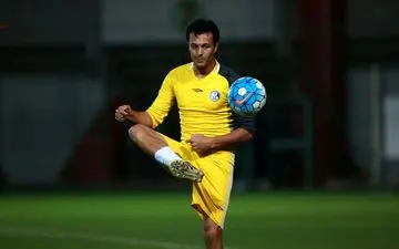 واکنش عجیب ستاره تراکتور به احتمال حضور “فان خال” در تبریز