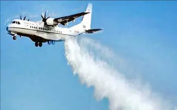 
هواپیمای بارورسازی ابرها در حوضه آبریز دریاچه ارومیه پرواز کرد
