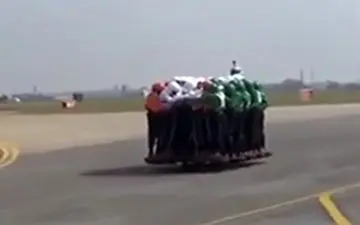 موتور سواری 58 نفری! + فیلم